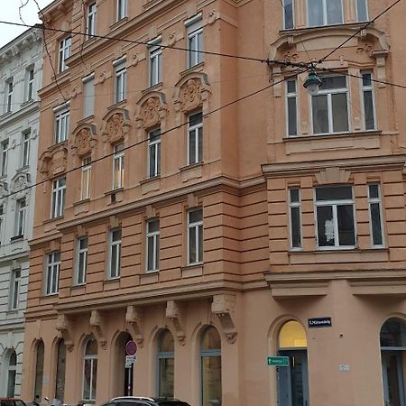 Naehe Naschmarkt Wien Exterior foto